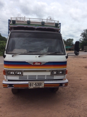 ขายHINO KM779 เครื่อง117 แรง หัวเดิมๆ ครัทซีเดิมๆ คานท้ายใหญ่ ยาว 5.4 ม. ภายในสวย ราคา 400,000 บาท