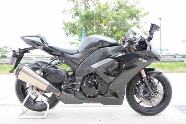 <จัดไฟแนนท์ได้>สด-ผ่อน ขาย Kawasaki ZX10R รุ่นปี 2009