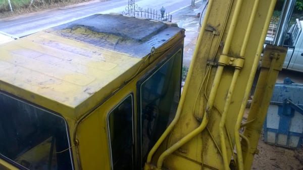 PC200-3 คอนโทนสั้น รถของผู้รับเหมาก่อสร้าง สภาพดี..มีตำหนิที่โซ่... PC200-3 คอนโทนสั้น รถของผู้รับเหมาก่อสร้าง สภาพดี..มีตำหนิที่โซ่...