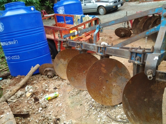 ขายฟอด77t3พร้อมใบดันผาน4รถสวยสภาพพร้อมใช้ ขายฟอด77t3พร้อมใบดันผาน4รถสวยสภาพพร้อมใช้