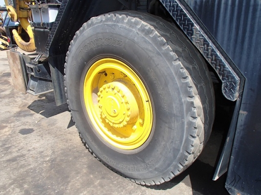 ขายรถเครน Tadano TR 200M4 ขายรถเครน Tadano TR 200M4