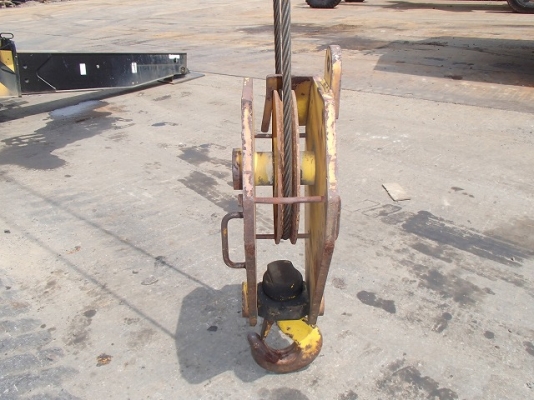 ขายรถเครน Tadano TR 200M4 ขายรถเครน Tadano TR 200M4