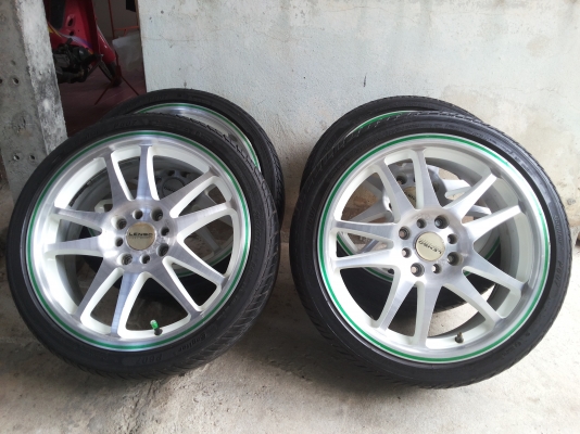 แม๊ก 17 พร้อมยางปี 2012