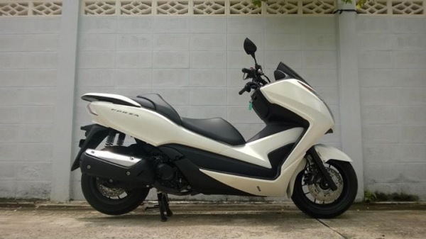 รถบ้าน Forza300 ABS ใหม่กริ๊บ วิ่ง 310 กิโลแท้ กล้าท้าพิสูจน์ สวย