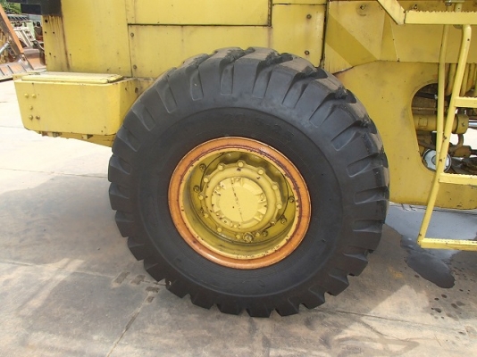 ขายรถตัก CAT 936Z ขายรถตัก CAT 936Z