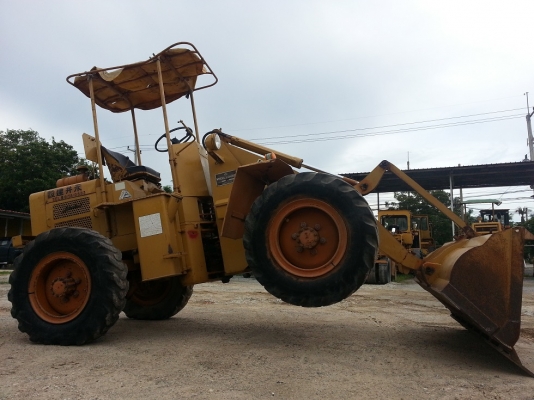 รถตัก เอวอ่อน FURUKAWA  FL-60A นำเข้าจาก ญี่ปุ่น++ ขนาดเท่า 507 ตักประมาณ 1 คิว ขายถูก 090-986-2521