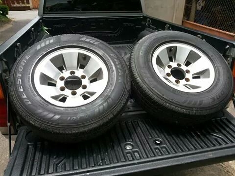 แม๊ก 14 นิ้ว ใส่ 6 รู พร้อมยาง