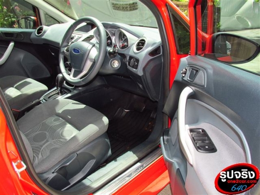 ขาย FORD FIESTA สีส้ม