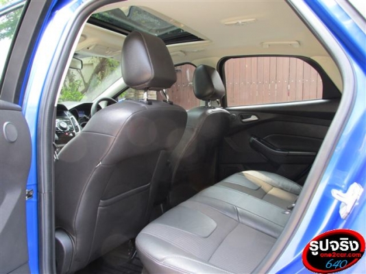 ขาย FORD FOCUS สีน้ำเงิน