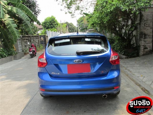 ขาย FORD FOCUS สีน้ำเงิน