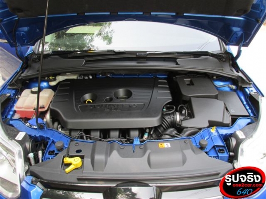 ขาย FORD FOCUS สีน้ำเงิน