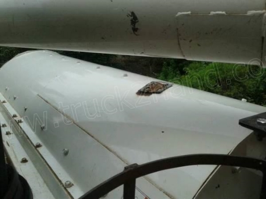 รถเกี่ยว KUBOTA  รุ่น DC-68G ปี55 ตีนตะขาบใหม่ 2 เส้น