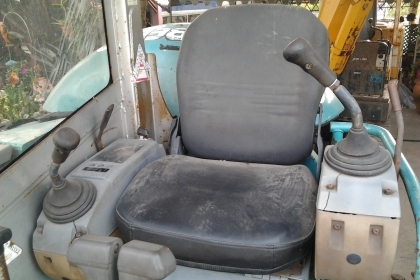 ขายถูกสุดๆ  KOBELCO SK30UR-2 เก่านอกแท้ๆ