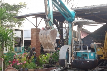 ขายถูกสุดๆ  KOBELCO SK30UR-2 เก่านอกแท้ๆ