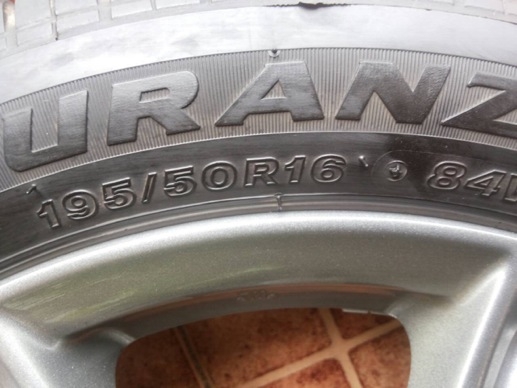 ขายล้อแม็ก TOYOTA VIOS ตัวท๊อปพร้องยางขอบ 16 สภาพใหม่ๆ