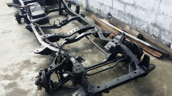 ขาย คัสชี นิสสัน Big M  ตอนเดียว  พร้อมช่วงล่าง