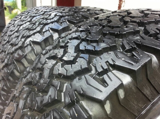 ขายยาง  BF ขอบ 16  พร้อมล้อวีโก้