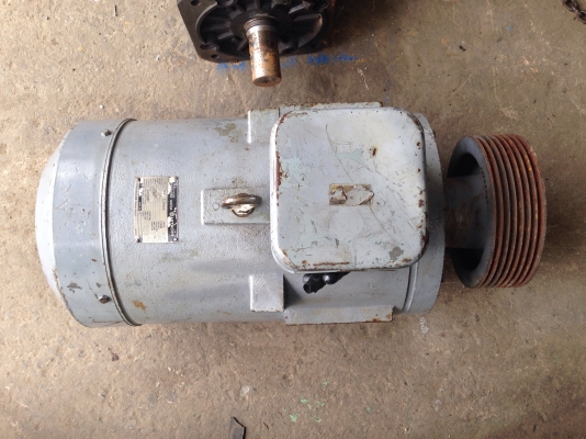 ขายมอเตอร์ Hitachi 50 HP. 1450 RPM. 380V สภาพสวย วิ่งนิ่ม พร้อมใช้งาน ขายมอเตอร์ Hitachi 50 HP. 1450 RPM. 380V สภาพสวย วิ่งนิ่ม พร้อมใช้งาน