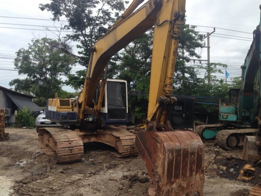 ขายKOMATSU PC128US สภาพสวยพร้อมใช้ ราคาต่อรอง ติดต่อได้ที่คุณ อ๊อฟ พิจิตร 086-737-9991