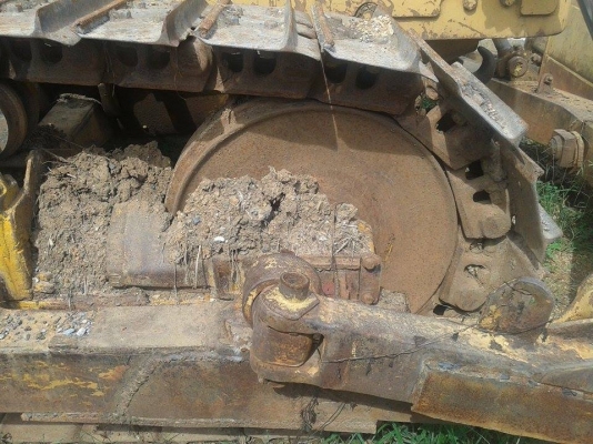 ขายรถแทร็คเตอร์และรถไถราคาถูก