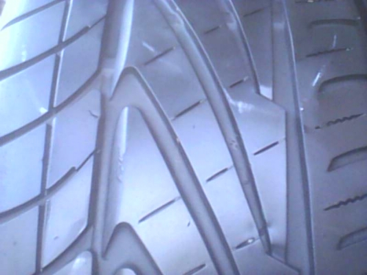 ยาง nitto japan 205 55 16 ปี 11 คู่ 1000 บาท