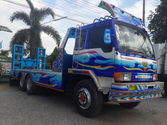 ขายรถเทรลเลอร์ 10 ล้อ MITSUBISHI FUSO TD 2 เพลา บรรทุกรถเกี่ยวข้าว เครื่อง 6D16 = 195 แรงม้า เกียร์10 สปีด (รถอยู่สุพรรณบุรี)