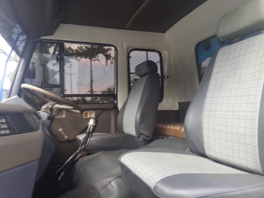 ขายรถเทรลเลอร์ 10 ล้อ MITSUBISHI FUSO TD 2 เพลา บรรทุกรถเกี่ยวข้าว เครื่อง 6D16 = 195 แรงม้า เกียร์10 สปีด (รถอยู่สุพรรณบุรี)