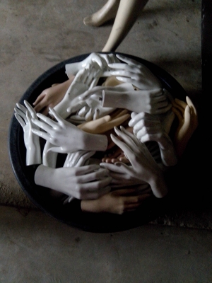 ขายหุ่นโชว์เสื้อผ้าไฟเบอร์ สภาพสมบูรณ์ พร้อมใช้