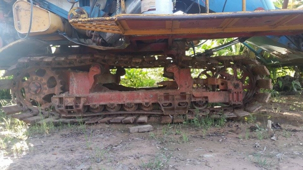 ขายด่วนรถเกี่ยวข้าวศักดิ์พัฒนาการเกษตร รุ่นBIG47