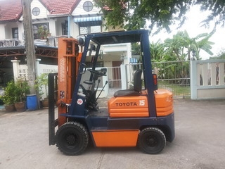 ขายรถ Fork Lift Toyota  5FGL15 เบนซิล ยังไม่ติดแก๊ซ เสาสูง3ม.