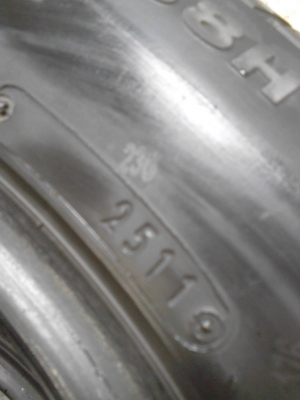 195/60R15 DUNLOP SPSPORT ปี2011 TEL.081-427-3941 195/60R15 DUNLOP SPSPORT ปี2011 TEL.081-427-3941