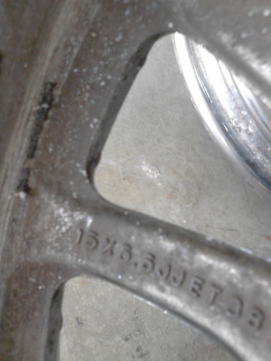 LENSO 15X6.5JJ   ขนาด 4 รู 100 มี 4 ร ู 2 ขนาดให้เลือก TEL.081-427-3941