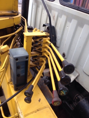 ขายรถ10ล้อหัวลาก2เพลา HINO3M  เครื่องดี แน่น คัสชีส์สวย หัวบางเดิม  ภายในโอเคครับ