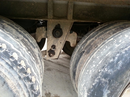 ขายหางพ่วง สามมิต 3 เพลา. แท้. ปี 51 สนใจติดต่อ 081 - 6079515 ขายหางพ่วง สามมิต 3 เพลา. แท้. ปี 51 สนใจติดต่อ 081 - 6079515