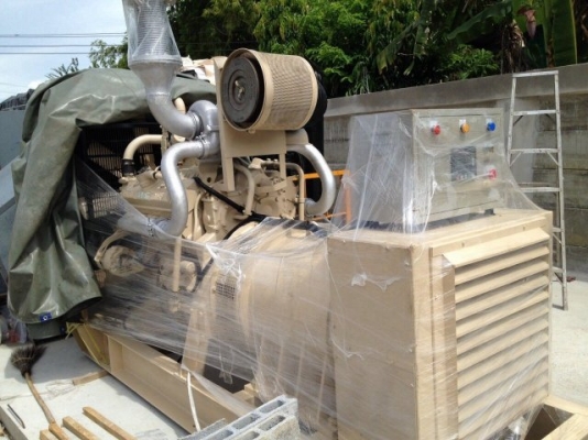 ขายเครื่องปั่นไฟ ขนาด 400 kva Detroit Diesel สนใจสอบถามเพิ่มเติมได้ที่ พิพัฒน์ 098-2641749 Email:reuse2hand@hotmail.com