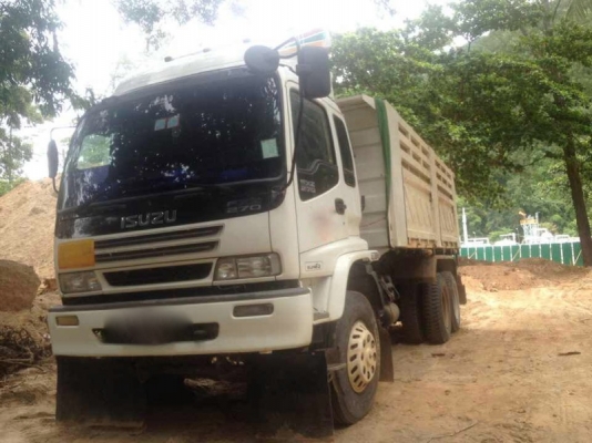 รถอีซูซุ 10 ล้อดั้ม  FXZ  270 แรงม้า.  ปี 48  ( ขาย แม่ , ลูก )   สนใจติดต่อ 081 - 6079515