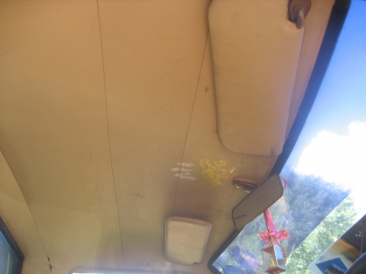 ขายกระบะยี่ห้อ nissan มีหลังคากระบะ