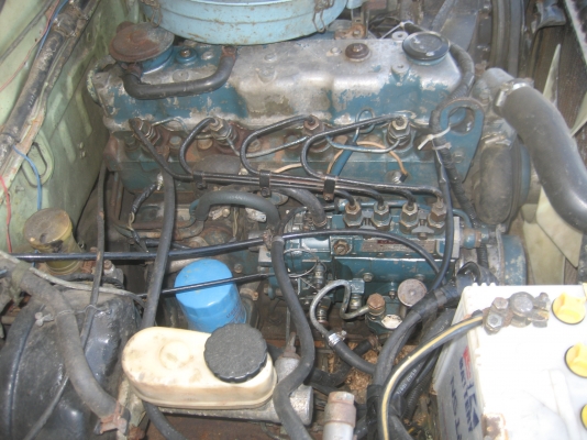 ขายกระบะยี่ห้อ nissan มีหลังคากระบะ