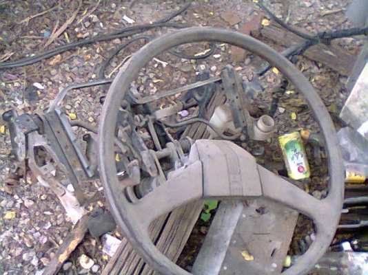 ขายพวงมาลัย10ล้อมิตซูบิชิ เฉินหลง ขาย2,800บาท