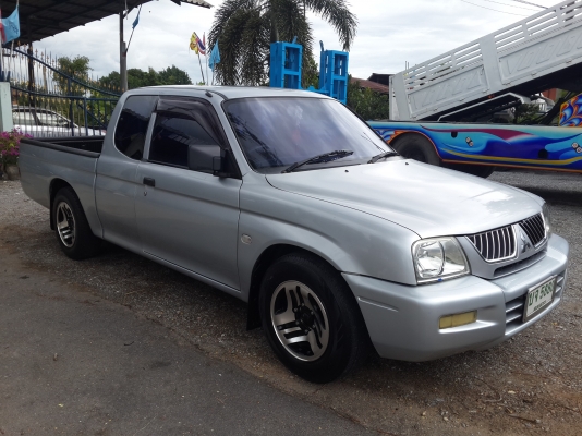 ขายรถสวยๆพร้มใช้งาน MITSUBISHI STRADA เครื่อง 2500 เครื่องเดิม สีสวย สภาพสวยๆ