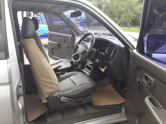 ขายรถสวยๆพร้มใช้งาน MITSUBISHI STRADA เครื่อง 2500 เครื่องเดิม สีสวย สภาพสวยๆ