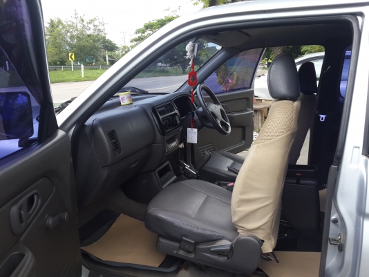 ขายรถสวยๆพร้มใช้งาน MITSUBISHI STRADA เครื่อง 2500 เครื่องเดิม สีสวย สภาพสวยๆ