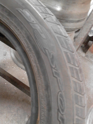 185/60R15 DUNLOP SP SPORT มี 2 เส้น TEL.081-427-3941