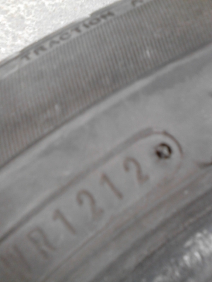 185/60R15 DUNLOP SP SPORT มี 2 เส้น TEL.081-427-3941