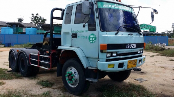 ขายIsuzu ร็อคกี้ เครื่อง240 เกียร์ คูลเลอร์