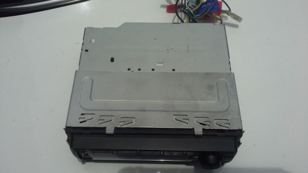 Kenwood 1Din เล่นแผ่น CD / MP3 / USB