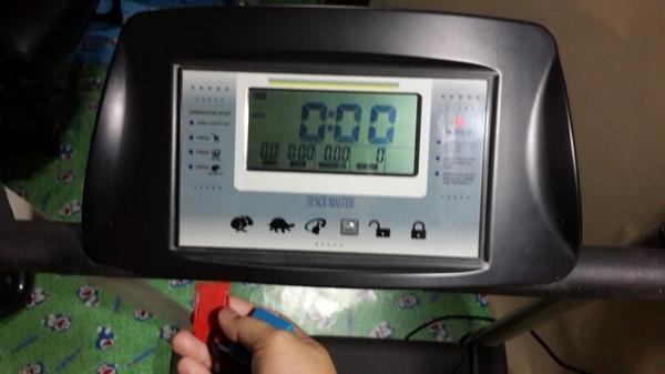 ขายลู่วิ่ง ออกกำลังกายครับ ไม่ค่อยได้ใช้ ขายๆๆๆๆๆๆๆ