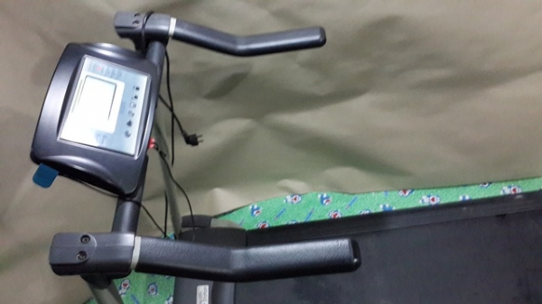 ขายลู่วิ่ง ออกกำลังกายครับ ไม่ค่อยได้ใช้ ขายๆๆๆๆๆๆๆ