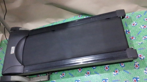 ขายลู่วิ่ง ออกกำลังกายครับ ไม่ค่อยได้ใช้ ขายๆๆๆๆๆๆๆ