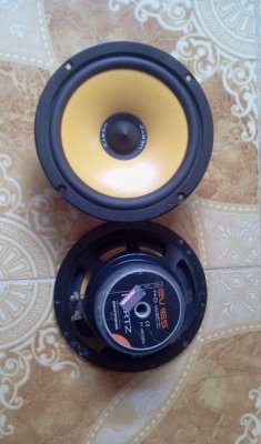 ซับบ๊อค ALPINE + เสียงกลาง HERTZ